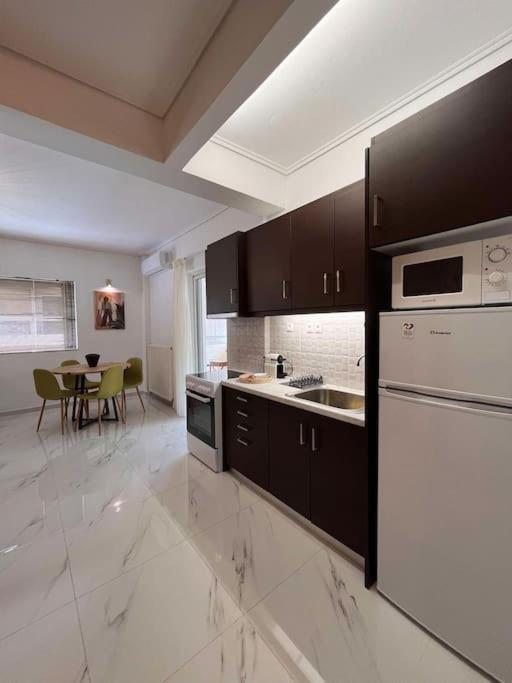 Carlito'S Apartment 2 Next To Metro Station Атина Екстериор снимка